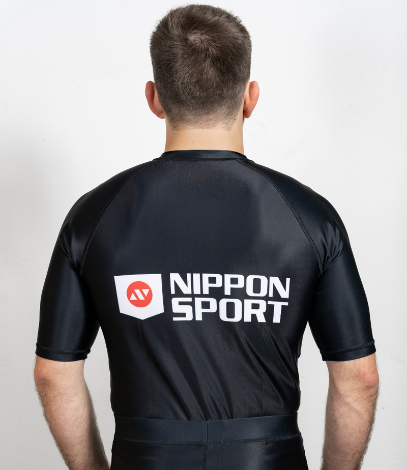 Rash Guard - Nippon Sport - 'korte ermer' - Svart