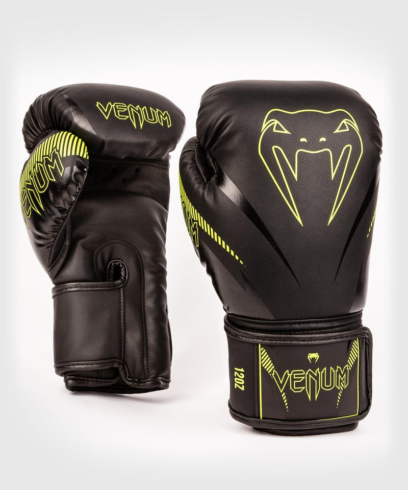Boxing gloves - Venum - 'Impact' - Black-Yellow
